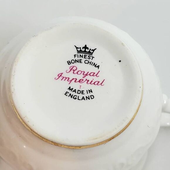 Royal Imperial Bone China Teacup Yellow Daffodils Floral Gold Trim England - Picture 8 of 8